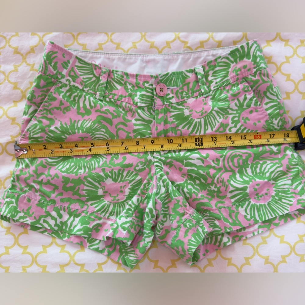 Lilly Pulitzer, Callahan shorts, size 4, pink/green, perfect condition